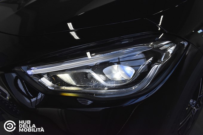 MERCEDES-BENZ GLA 200 d Automatic 4Matic Premium